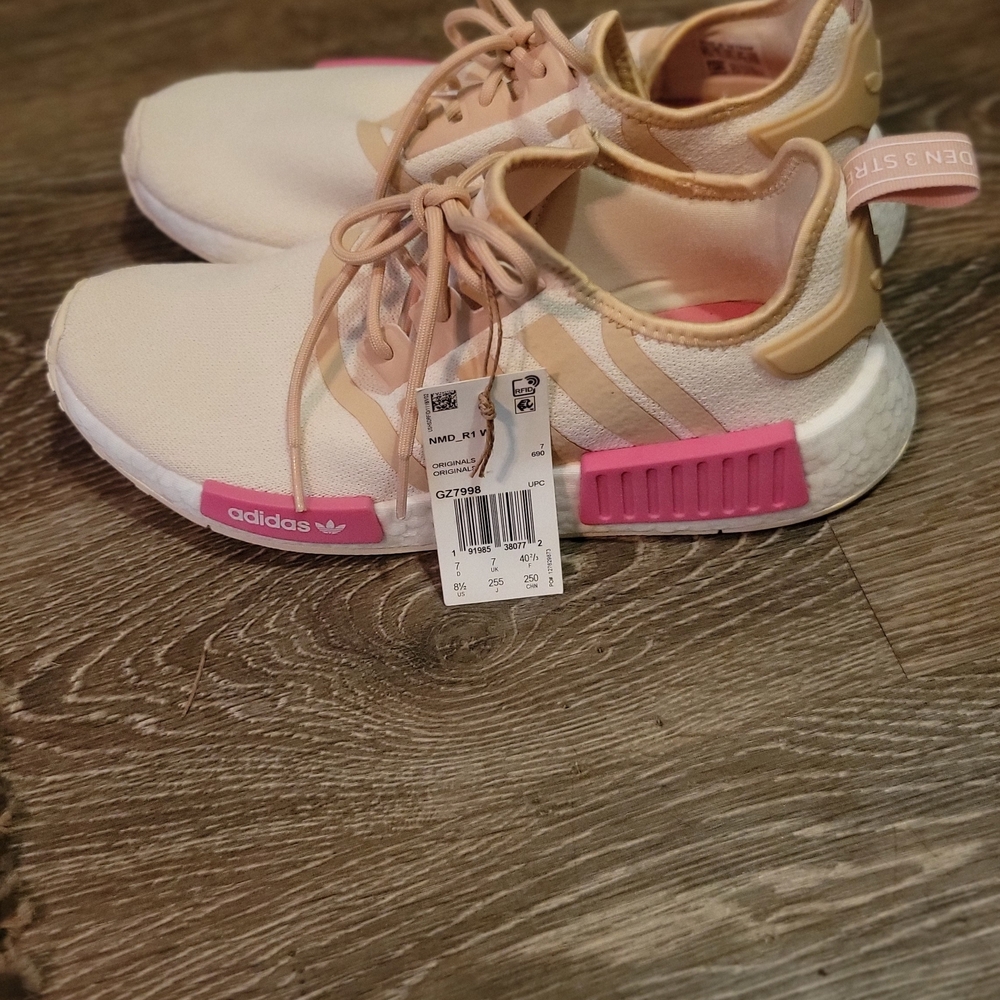Adidas Women's Nmd_R1 Sneakers - Cream and Pink